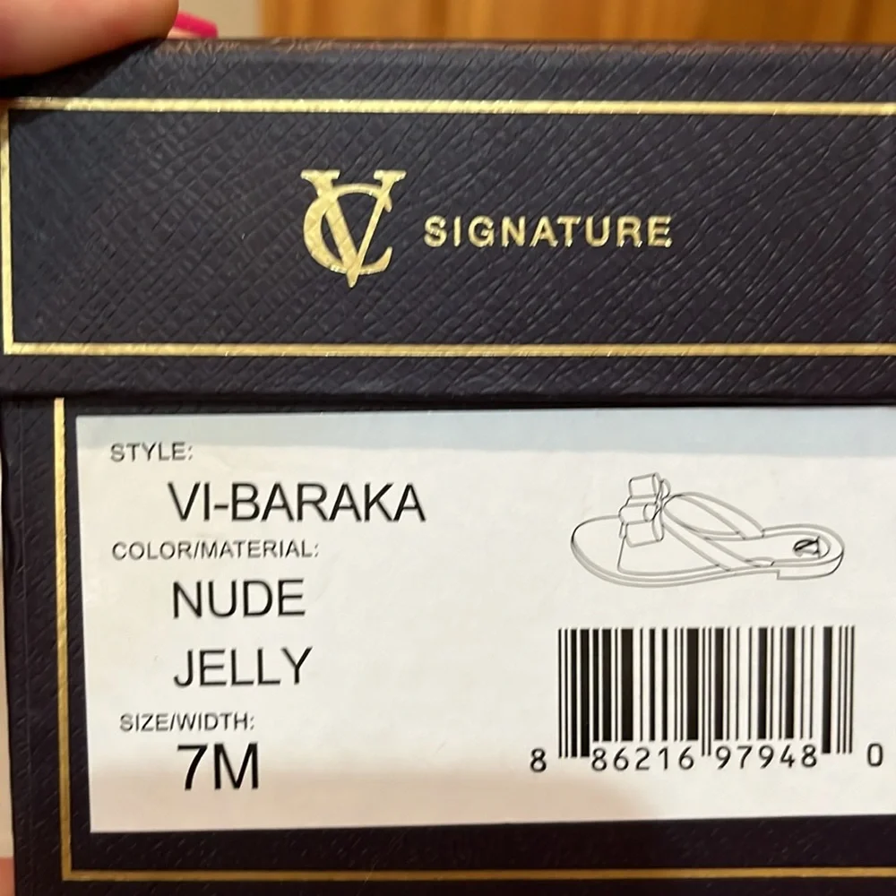 Vince Camuto Signature Baraka Nude Jelly Flip Flops - Picture 8 of 8